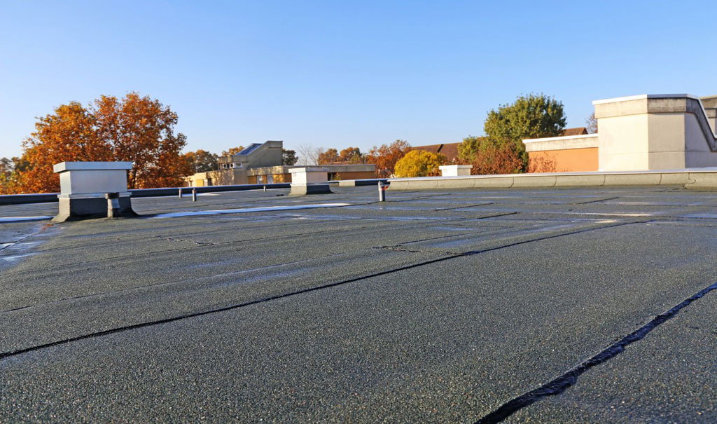 flat-roof-and-pooling-water Flat roof and pooling water